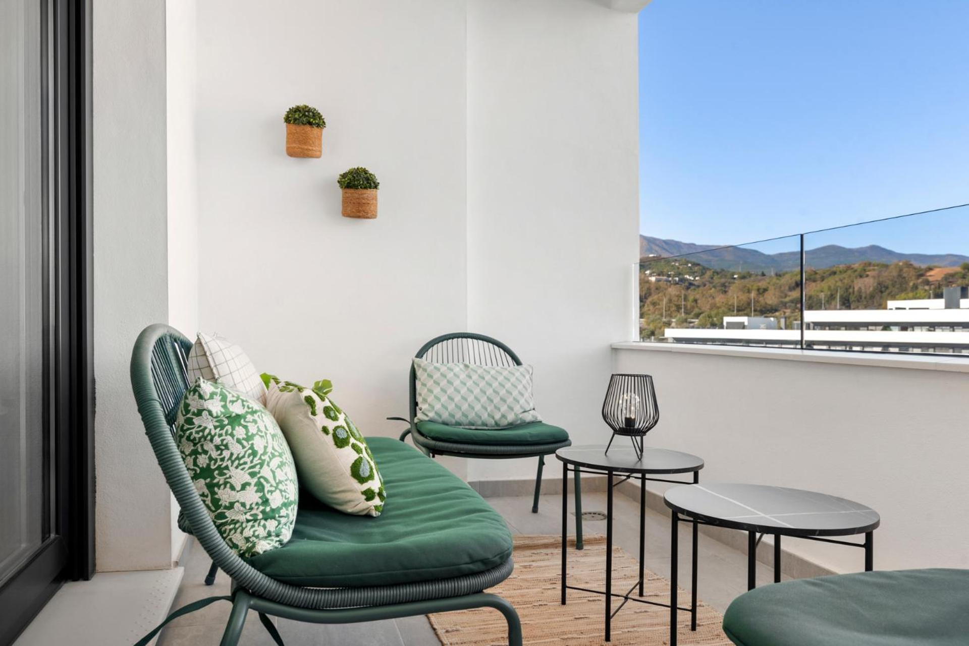 Beautiful 2-Bedroom Apartment Near Center And Beach Estepona Eksteriør billede