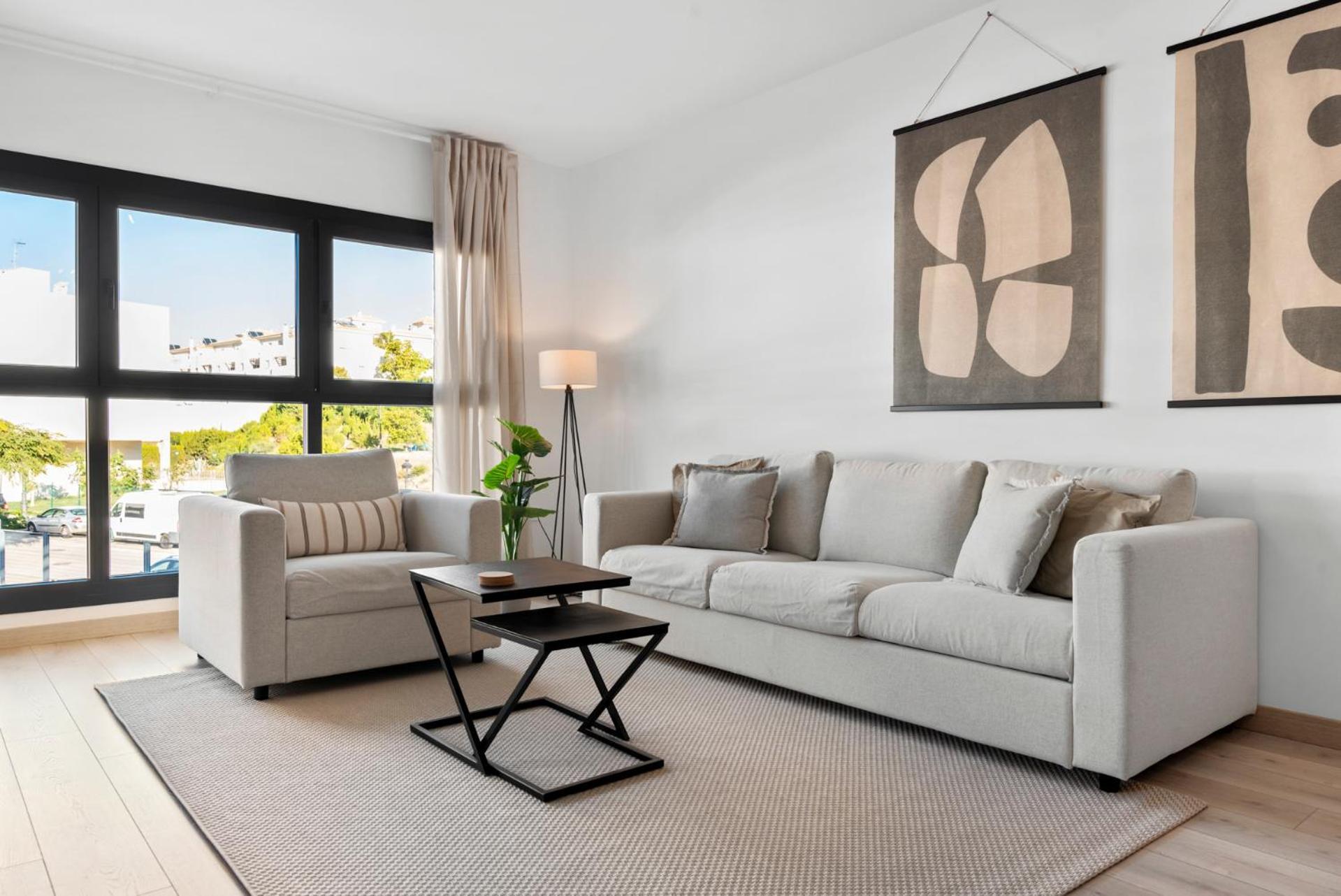Beautiful 2-Bedroom Apartment Near Center And Beach Estepona Eksteriør billede
