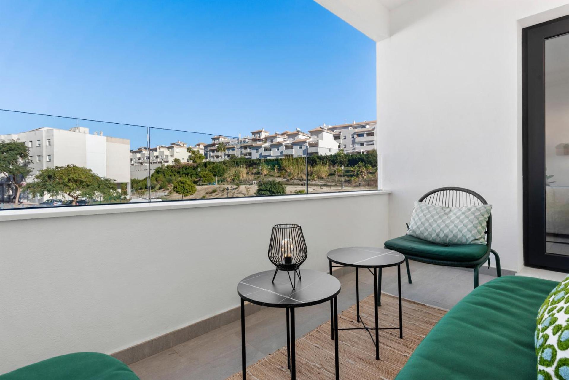 Beautiful 2-Bedroom Apartment Near Center And Beach Estepona Eksteriør billede