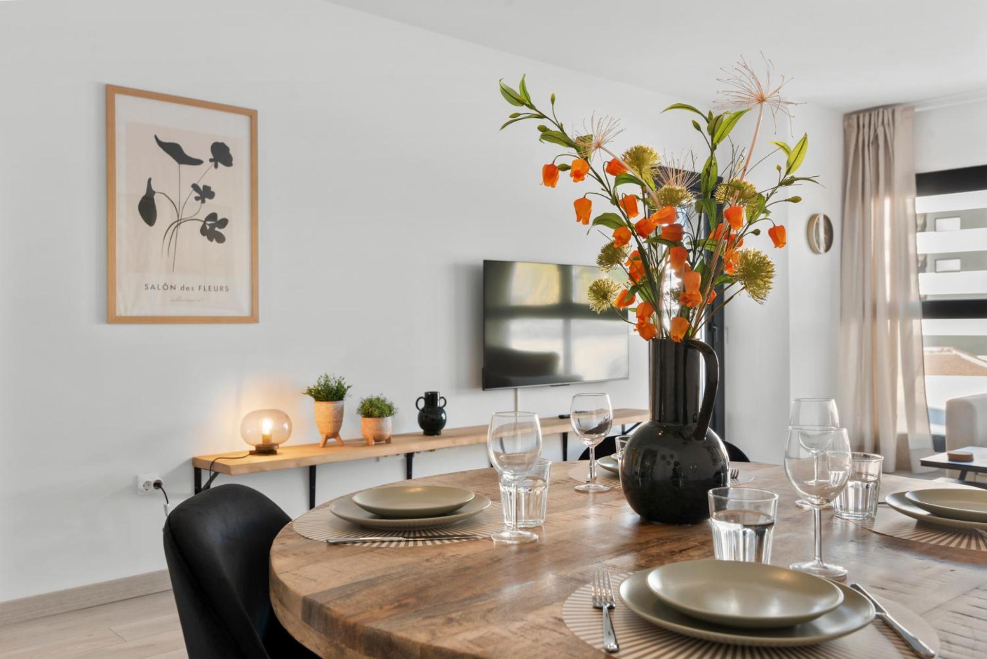 Beautiful 2-Bedroom Apartment Near Center And Beach Estepona Eksteriør billede